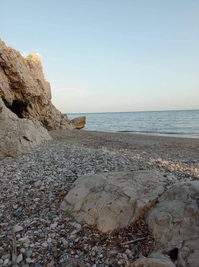 Once Upon A Rock Villa Питагорио Екстериор снимка